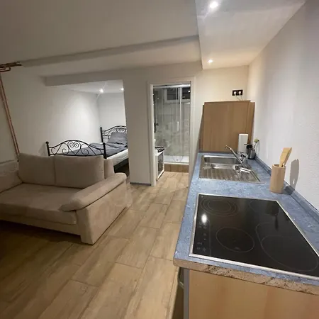 Pendler Montagewohnung Kandern, Loerrach, Basel D,ch, Fr شقة